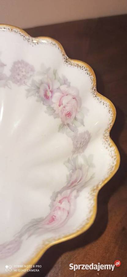 Patera falista krawędź kanelowana złocona
Biała Porcelana i szkło Gdańsk sprzedam