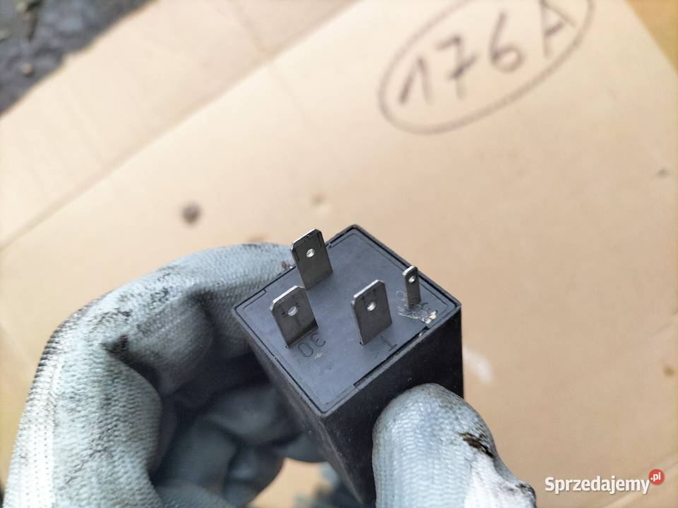 PRZEKAŹNIK 149 osobowe Motoryzacja