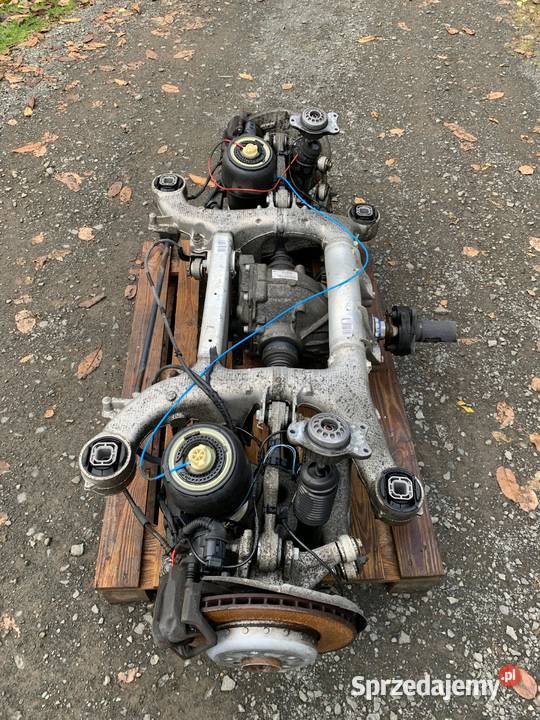 BMW F11 530D RWD ZAWIESZENIE TYŁ TYLNE WÓZEK sprzedam