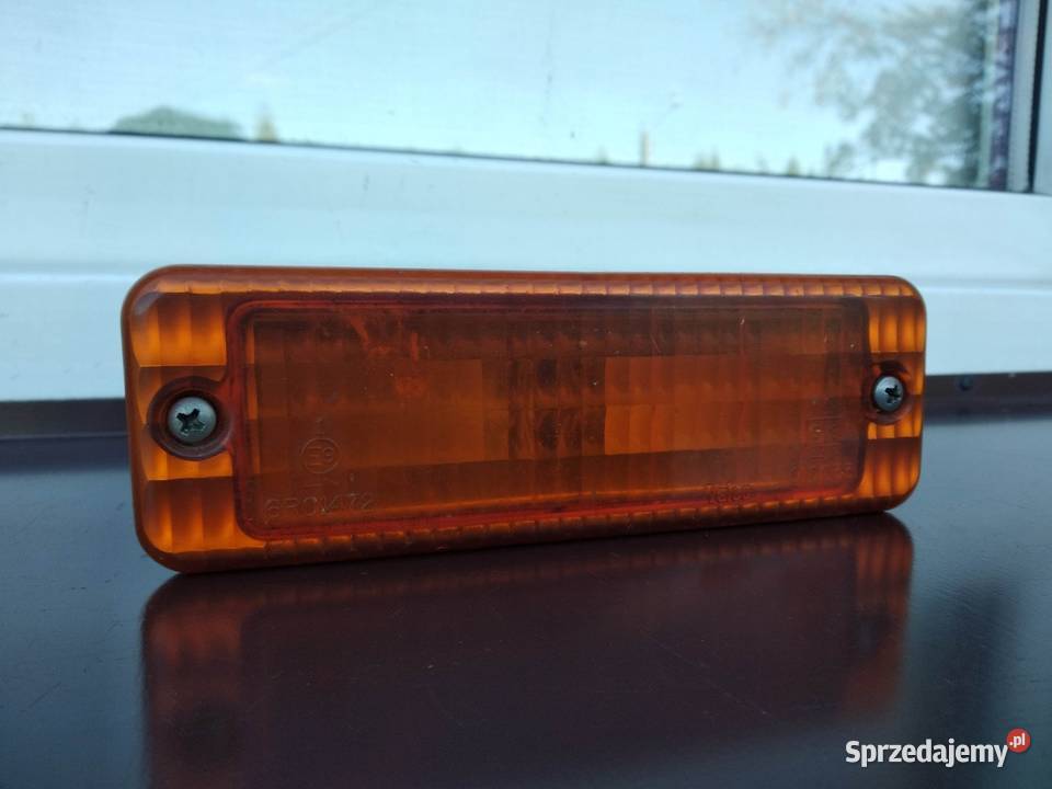 Ford Maverick I Nissan Terrano II kierunkowskaz Sieradz sprzedam