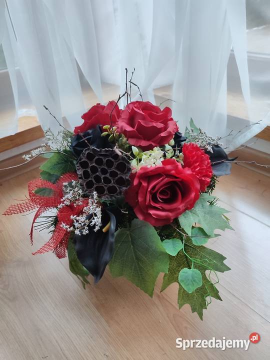 Wiązanka na cmentarz kompozycja kwiatowa na grób