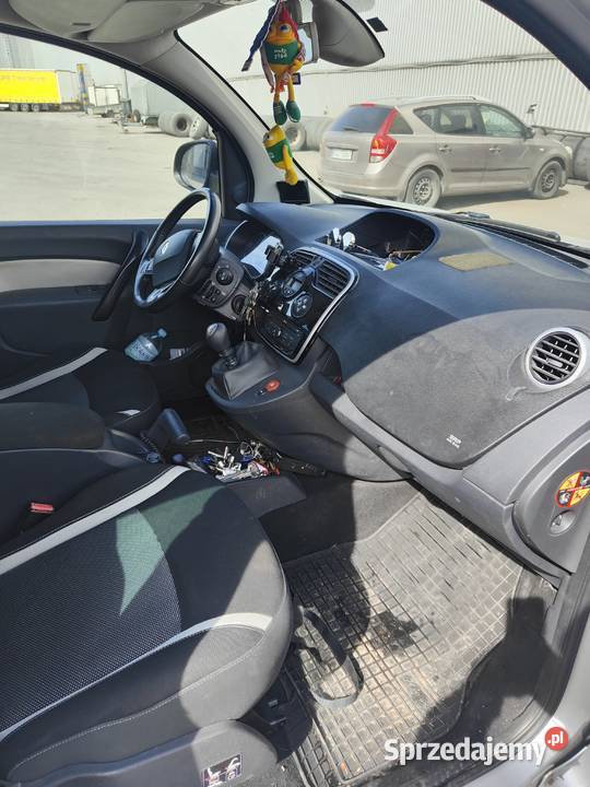 Syndyk sprzeda Renault Kangoo 15 2014r Warszawa