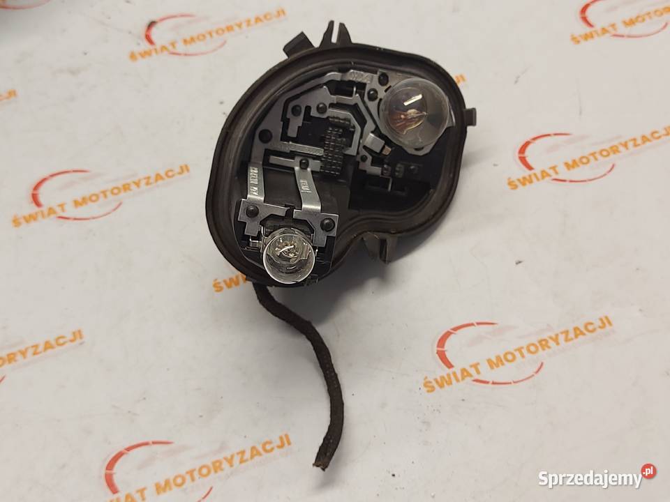 OPEL ASTRA K 18r lampa lewa tył 39015943 Kielce