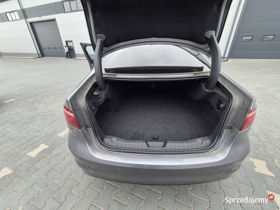Syndyk sprzeda XF 20D I4 204 AWD Auto RDynamic