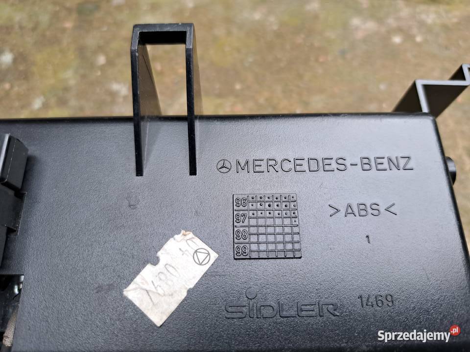 Mercedes Bendz popielniczka