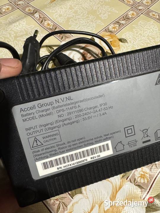 Bateria plus ładowarka Sparta Pozostałe Izbicko
