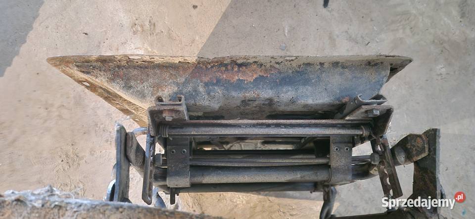 fotel siedzenie ursus u902 c380c385 prl do Pozostałe Lublin