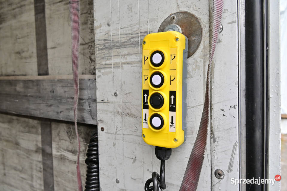 Mercedes 3 osiowy Firanka Napęd tylna oś Warszawa