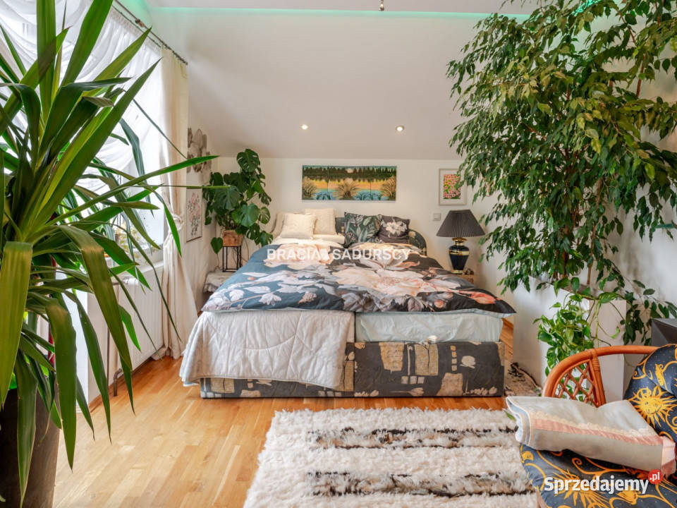 Sprzedaż domu wolnostojącego 254m2 Osieczany