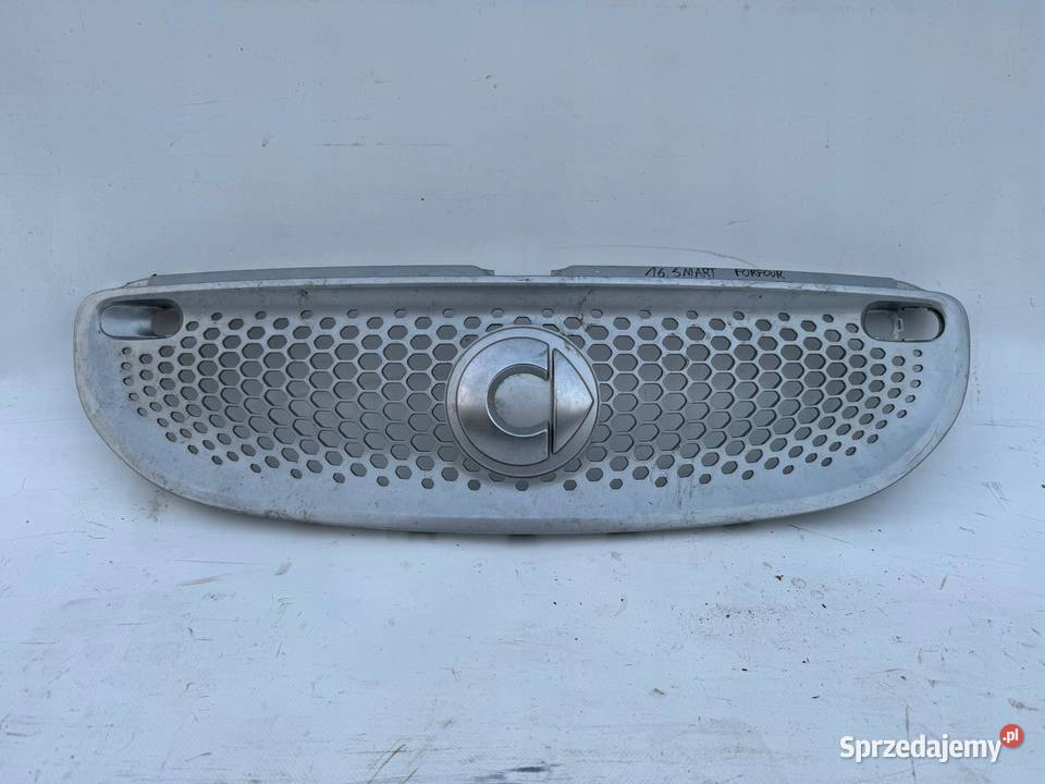 GRILL ATRAPA PRZÓD SMART FORFOUR II 628958976R