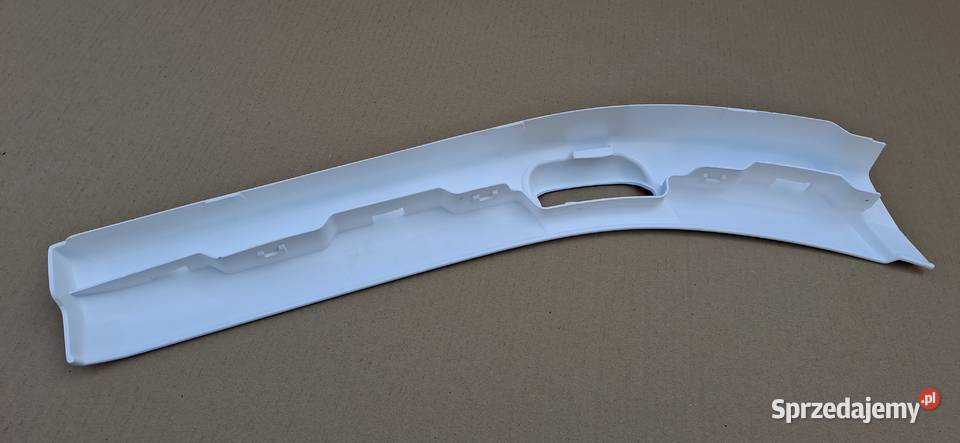 SCANIA R S LISTWA NAKŁADKA BŁOTNIKA PRAWA Listwy i nakładki Listwy i nakładki lubuskie