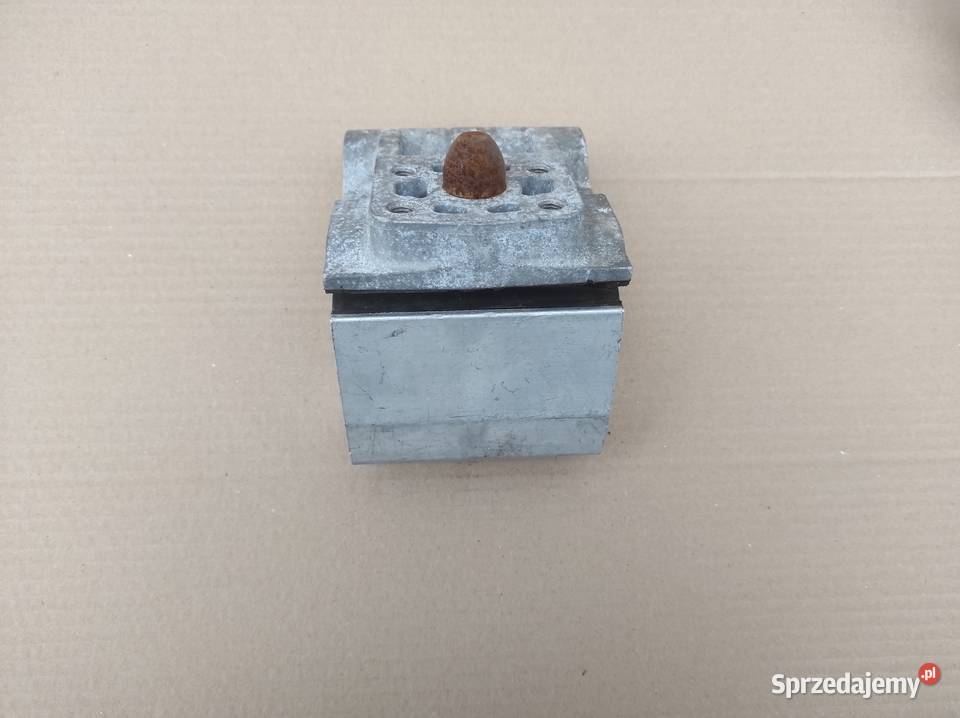 SCANIA R S ŁAPA MOCOWANIE SILNIKA PODUSZKA Części samochodowe lubuskie Bieleń