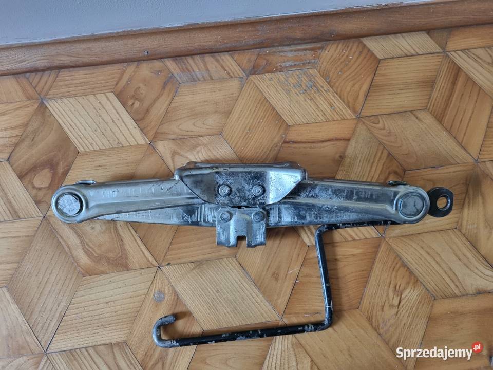 Lewarek podnośnik pokrętło Nissan Sunny sprzedam