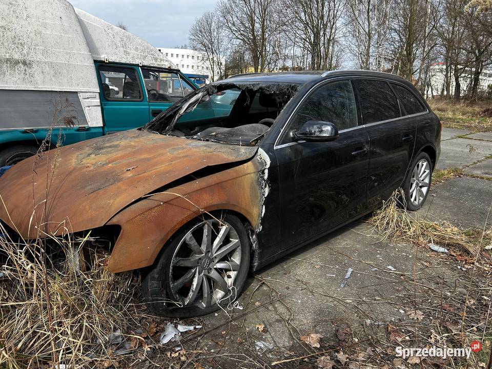 Uszkodzone Audi A4 B8 20tdi kombi lift
