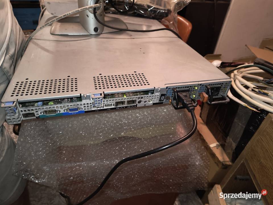 Serwer 1u Dell PE 1950 225GHz quad core 16GB Kraków
