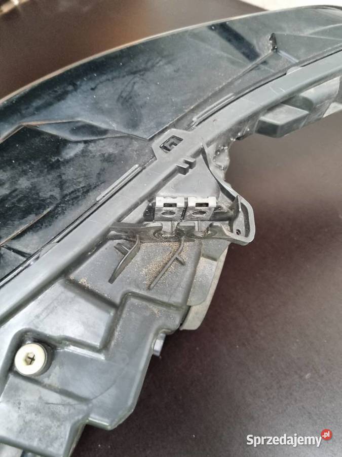 Lampa ford Mondeo mk5 prawa przód Lampy przednie Oborniki