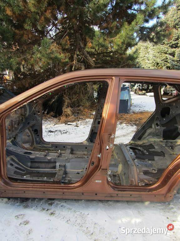 PRÓG SŁUPEK LEWY LEWA BOK EAR G NISSAN XTRAIL