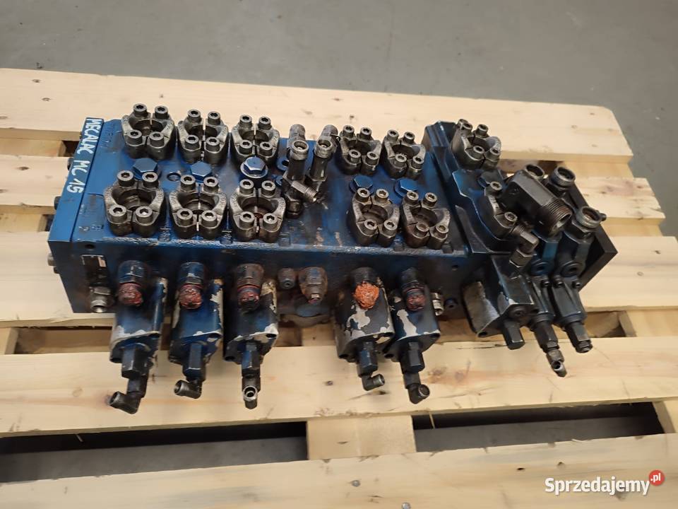 Rozdzielacz hydrauliczny M76506308M720 MECALAC Wilkowo