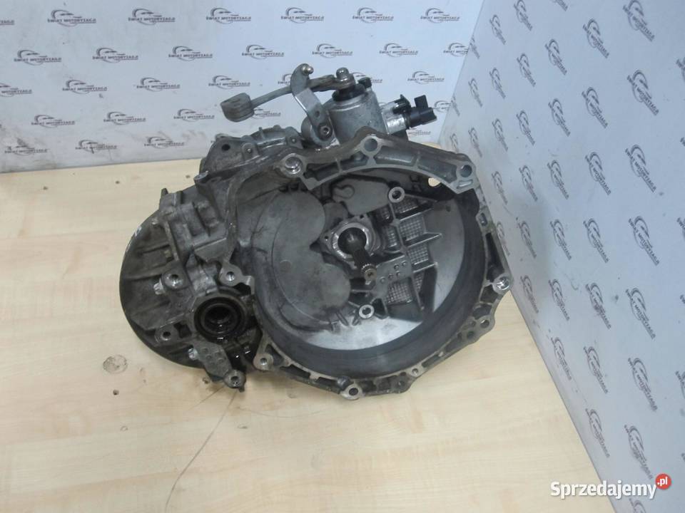 OPEL ASTRA 16 CDTI LVM B16DTL 110 skrzynia