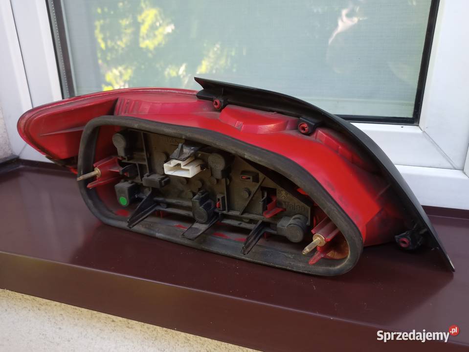 Peugeot 406 LIFT FL sedan lampa tył tylna prawa lampy tylne Sieradz
