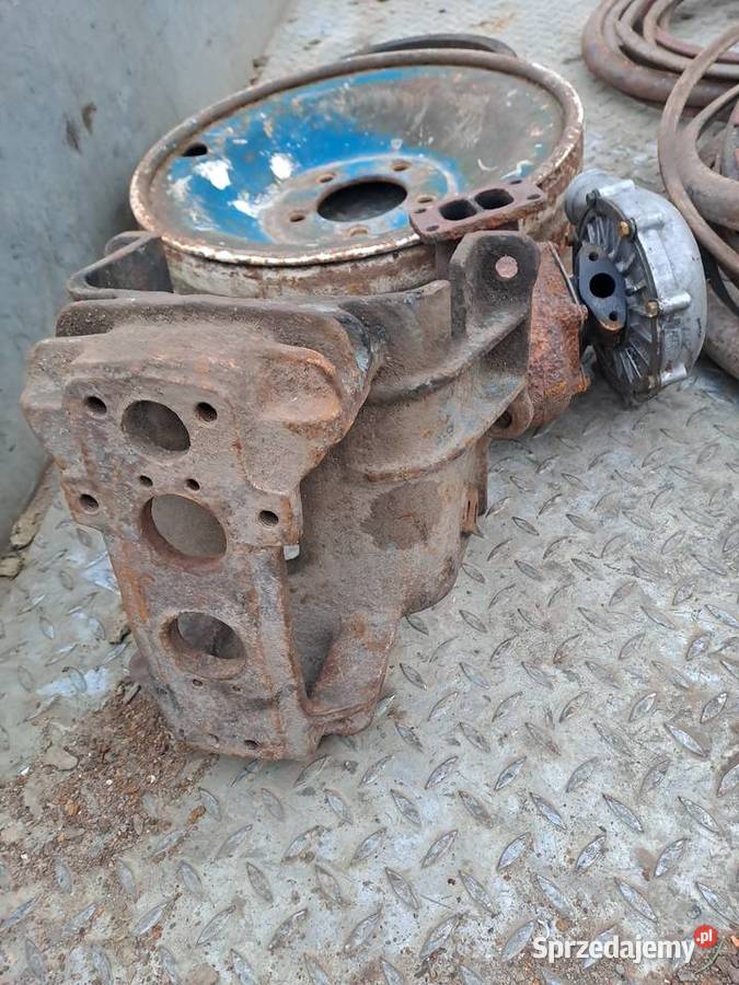 Wspornik Ursus c 325 c328