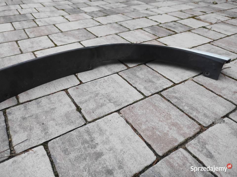 Volvo XC90 listwa błotnika prawy tył 30695490 RH Słupca