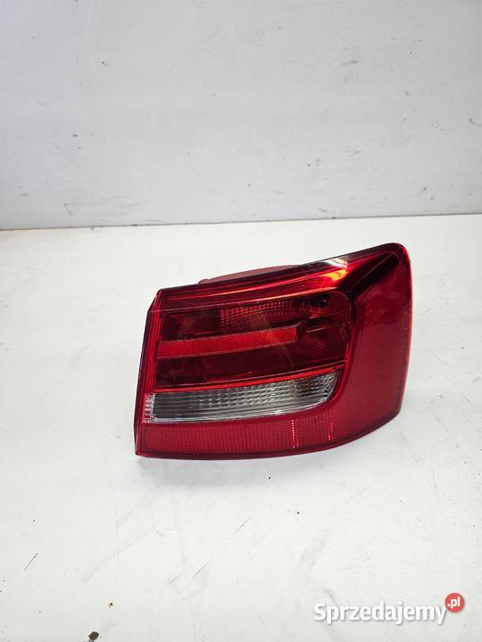 LAMPA PRAWY TYŁ W BŁOTNIK AUDI A6 C7 4G9945096