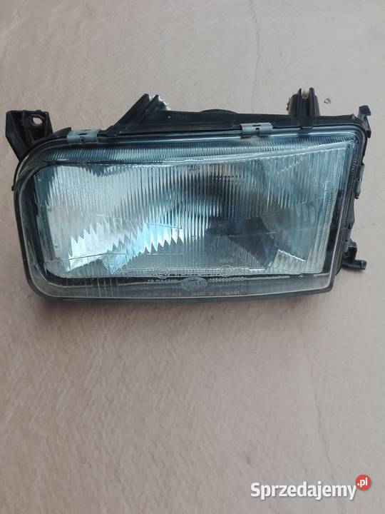 PASSAT B3 B4 Reflektor strona lewa elektryczne Tomaszów Mazowiecki