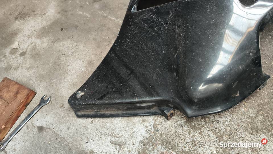 aprilia pegaso 125 boczki przednie plastiki Białystok