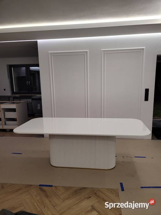 STÓŁ FUNDIO lamel półwałek AKANT Meble małopolskie