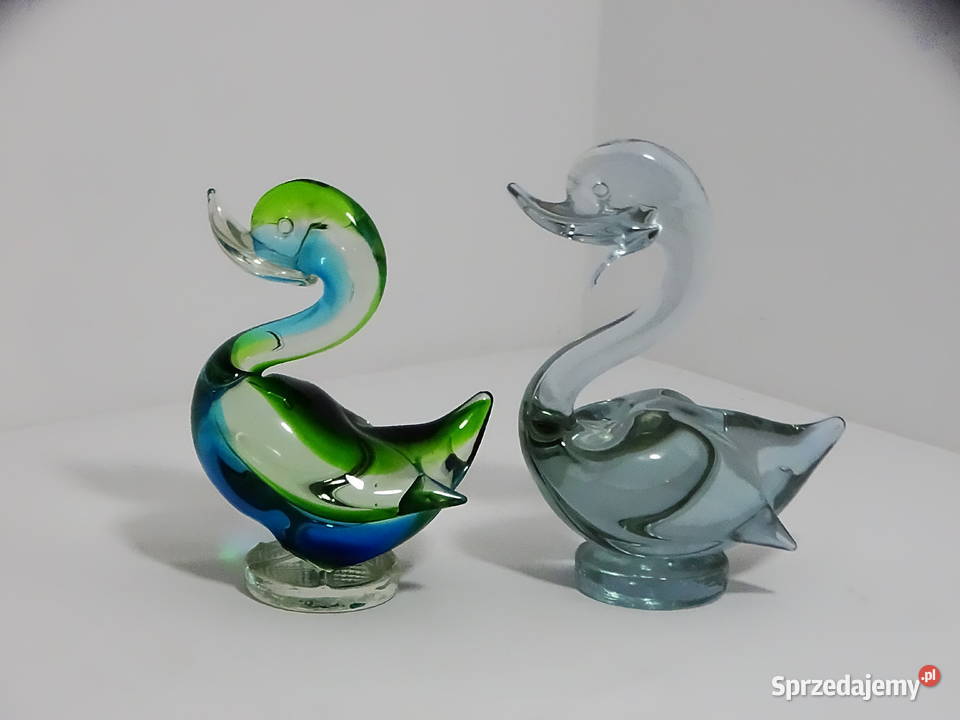 Dwie szklane figurki kaczek jedna wielobarwna Dekoracje i ozdoby lubelskie