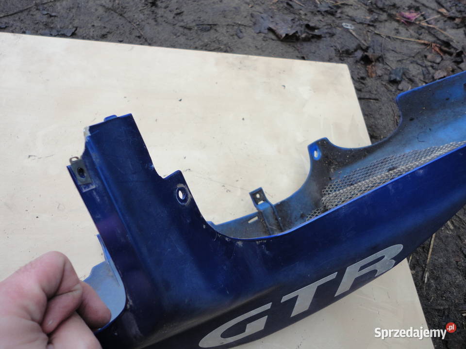 CPI GTR ZIPP AXIS Zadupek boczek owiewka prawa