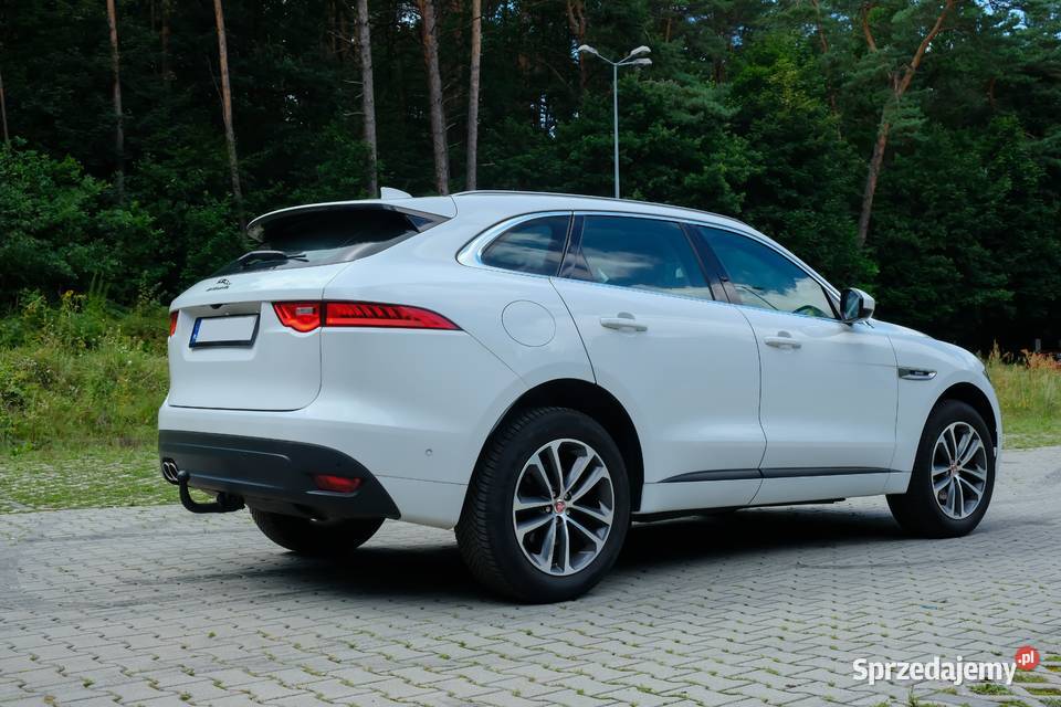 Jaguar FPace 2017 Jaguar FPace 20d 180 RSport 77 automatyczna