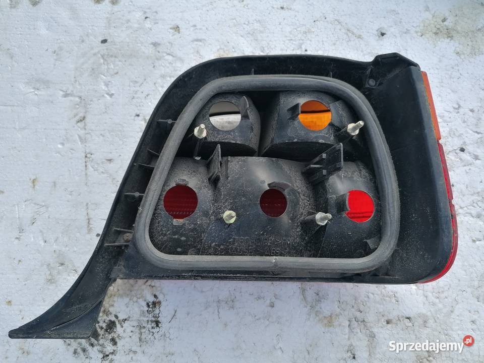 Lampy Tył Komplet Bmw E36 Touring Pogorzelec