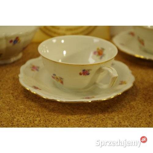 Porcelanowy zestaw śniadaniowy Drobne Kwiaty