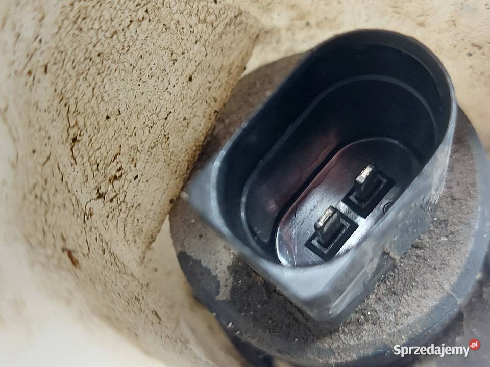 JEEP CHEROKEE V KL 15r zbiornik spryskiwaczy