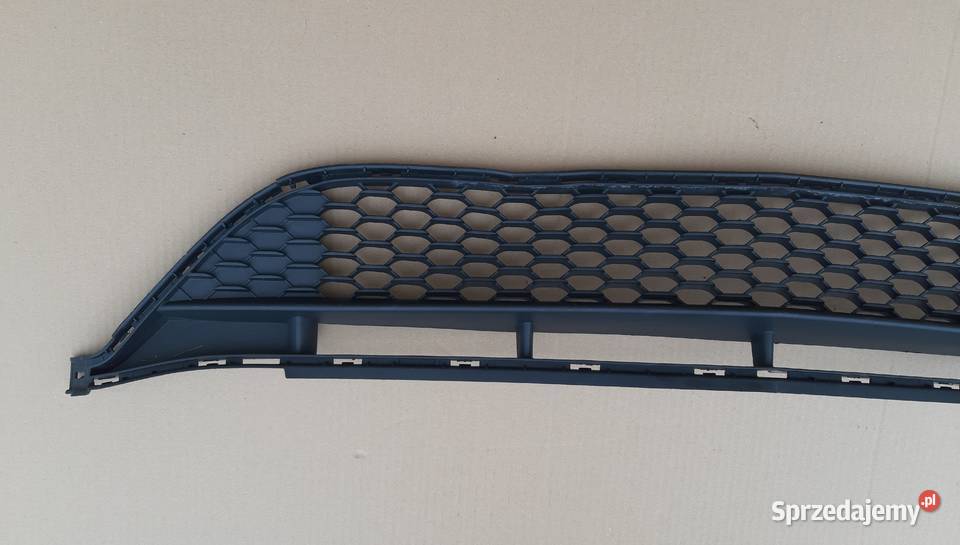 MERCEDES AKLASA W177 AMG KRATKA ZDERZAKA lubuskie Trzciel