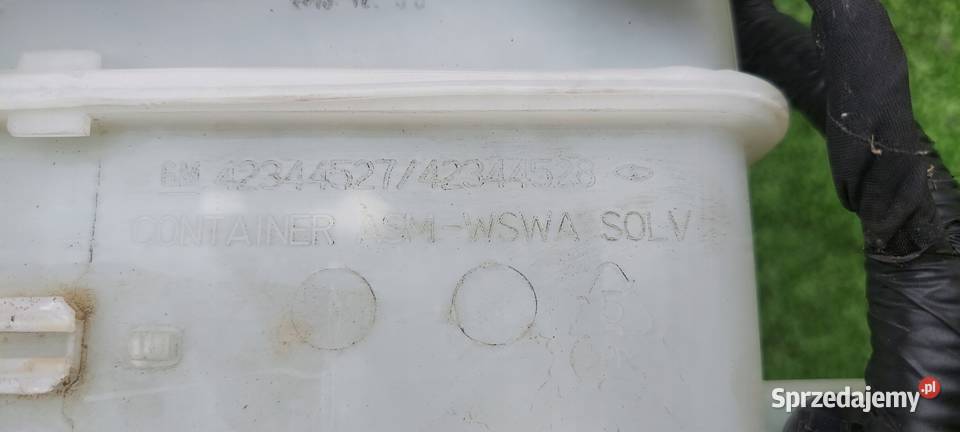 ZBIORNICZEK SPRYSKIWACZY OPEL KARL 42344527 Międzychód sprzedam