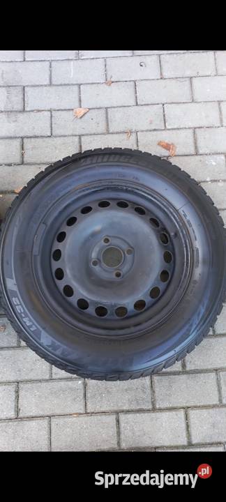 Opony zimowe z felgami 195x65x15 Samochodowe Będzin