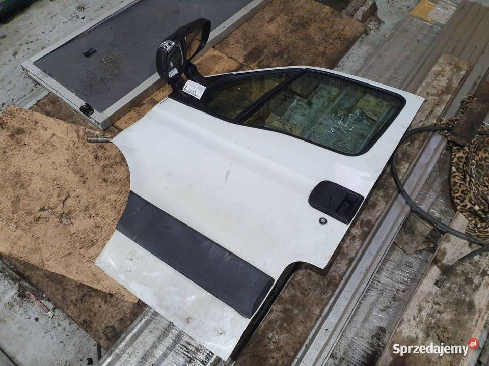 DRZWI LEWE PRZÓD IVECO DAILY 35C13 Pozostałe Lipno