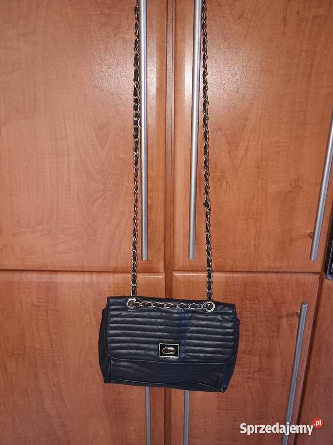 Torebka na ramię na łańcuszku Bytom Odrzański sprzedam
