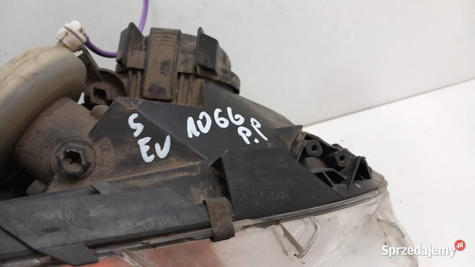 MERCEDES W245 LIFT LAMPA PRZÓD PRAWA EU SOCZEWKA Zbierkowo