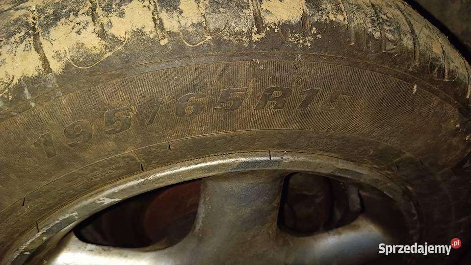 Felgi stalowealuminiowe z oponami 4x108 Audi 80 Pławna
