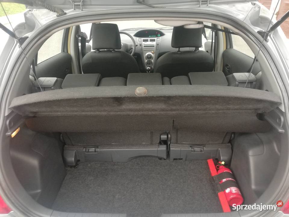 Salon LIFT 13 VVTi 101 Bezwypadkowy Warszawa ASR (kontrola trakcji)