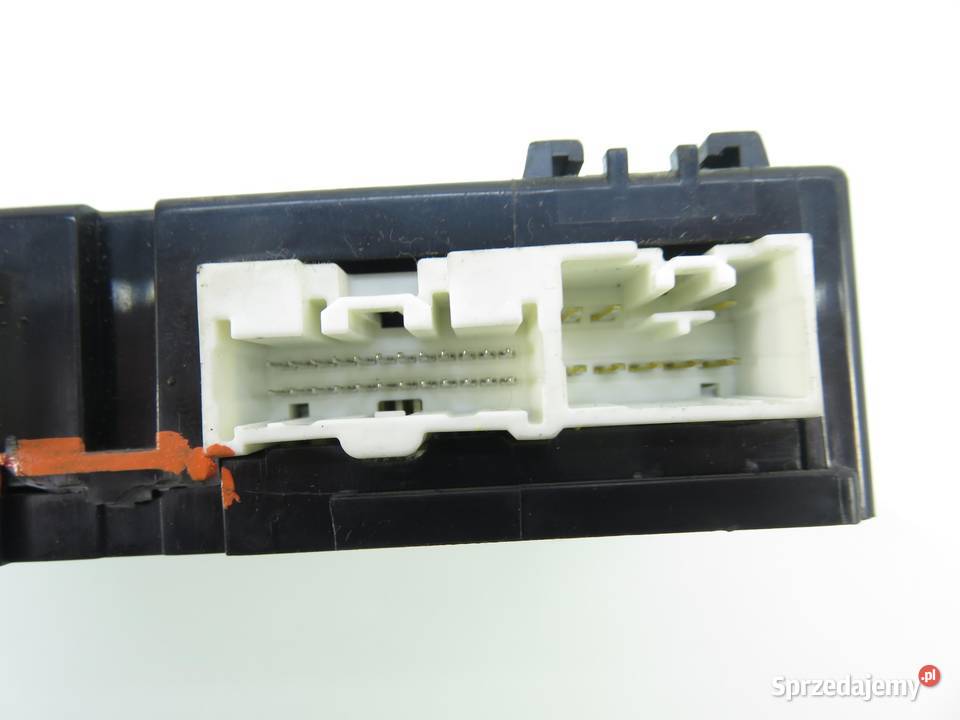 MODUŁ KOMFORTU MAZDA 5 CR19 CD8767560A osobowe