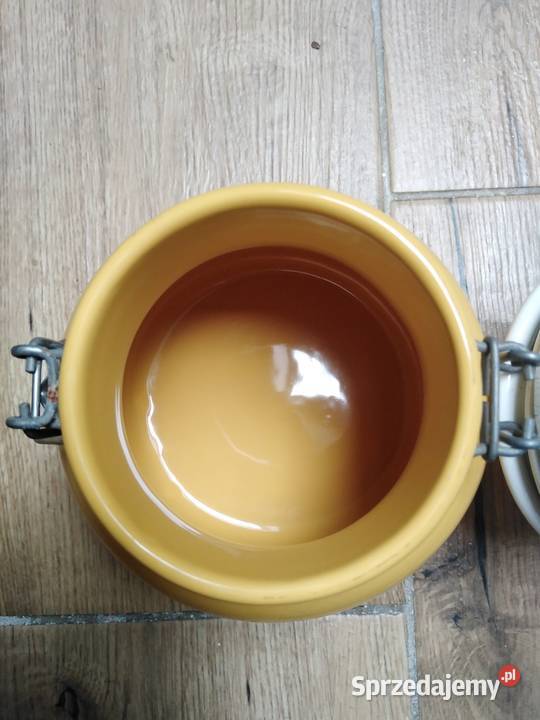 Ceramiczny pojemnik na ciastka żółty