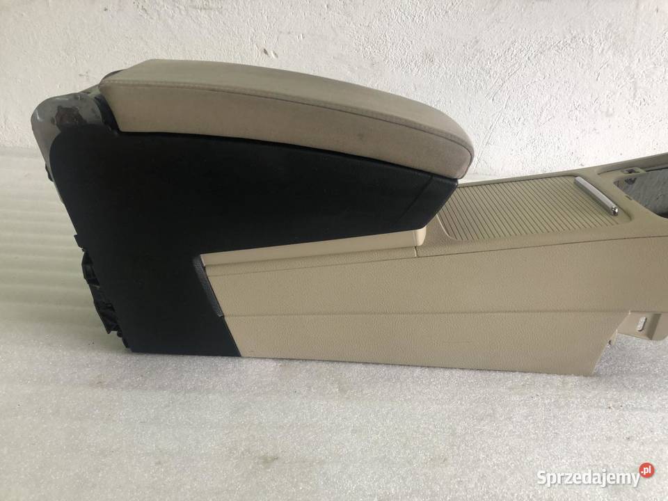 TUNEL ŚRODKOWY PODŁOKIETNIK 3C0864207M VW PASSAT sprzedam