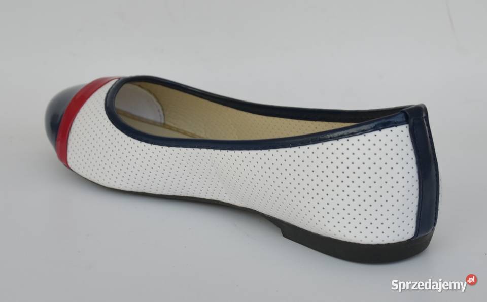 Białe baleriny z granatowym czubkiem rozmiar 36 Żyrardów
