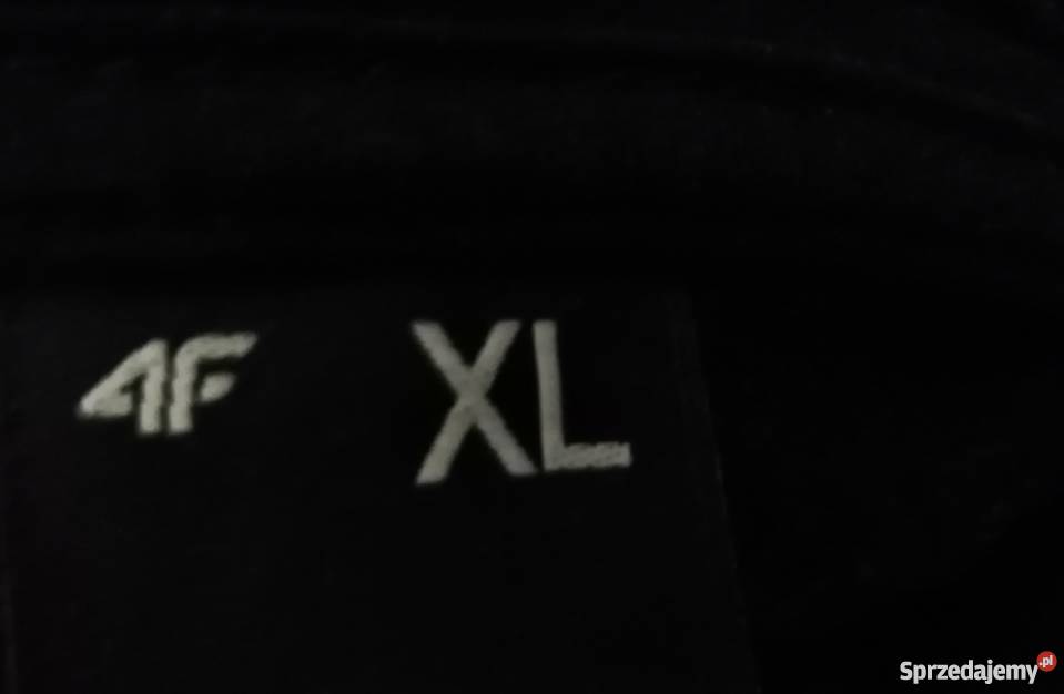 Sprzedam praktycznie nowa bluzę z kapturem 4F XL pomorskie Chojnice