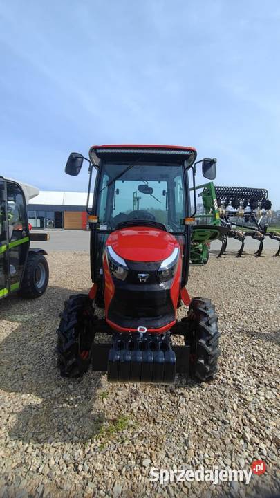 Ciagnik sadowniczy TYM 48 Iłów